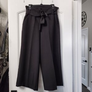 Sz 8 High waisted wide leg cropped pants